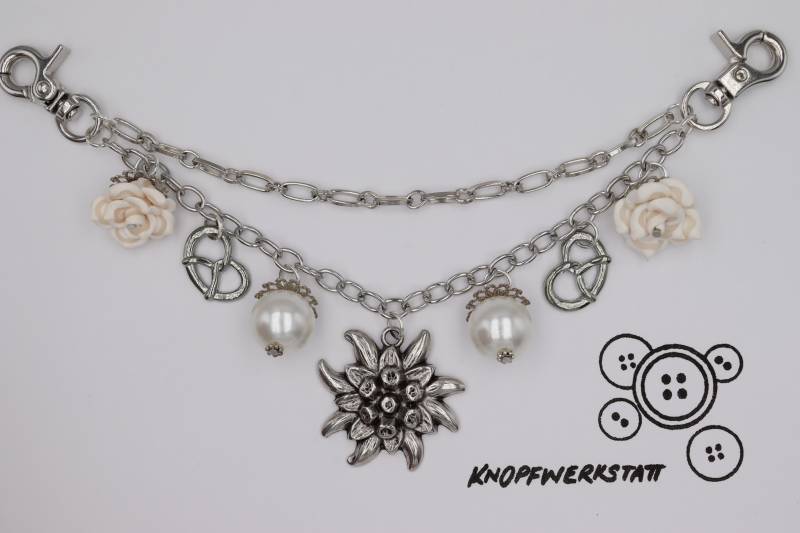 Charivari, Mit Verschiedenen Charm Anhängern, Dirndlschmuck, Miederschmuck, Dirndl, Tracht, Oktoberfest, Bayern, Frauen Charivari Charivari, Mit Verschiedenen Charm Anhängern, Dirndlschmuck, Miederschmuck, Dirndl, Tracht, Oktoberfest, Bayern, Frauen Charivari von knopfwerkstatt