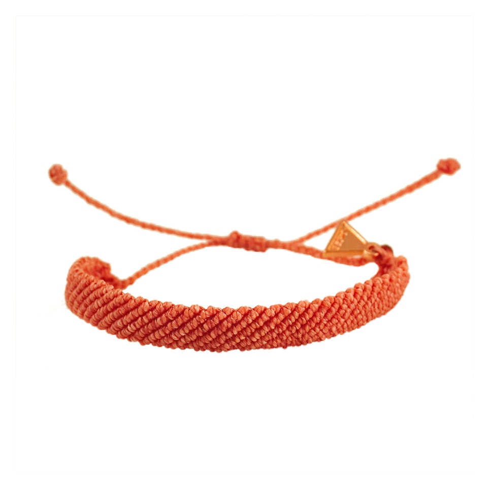 Flache Geknüpfte Armbänder Flache Geknüpfte Armbänder von knotslife