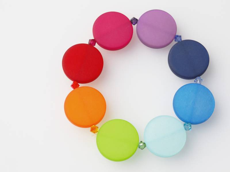 Auffälliges Armband Mit Preciosa® Kristallen - Polarisarmband Regenbogen, Matt Oder Glänzend, Flexibles Statementarmband von koenigsblau