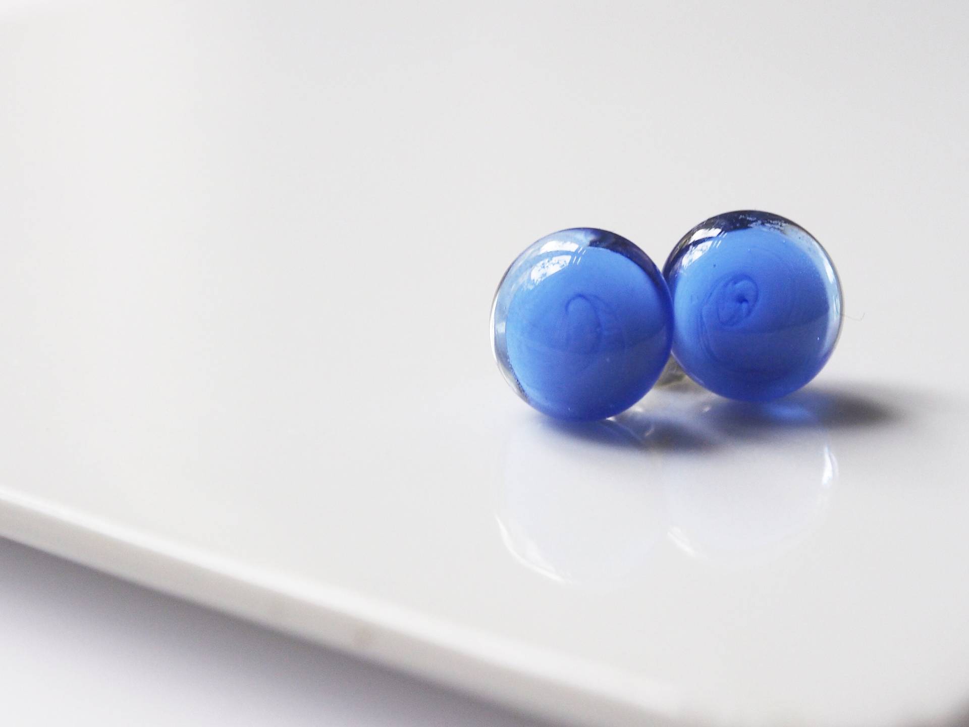 Glänzende Murano Ohrringe Lila Violett Blau - 925Er Silber Mit Handgefertigten Glasperlen Aus Muranoglas Ein Kleines Geschenk Glänzende Murano Ohrringe Lila Violett Blau - 925Er Silber Mit Handgefertigten Glasperlen Aus Muranoglas Ein Kleines Geschenk von koenigsblau