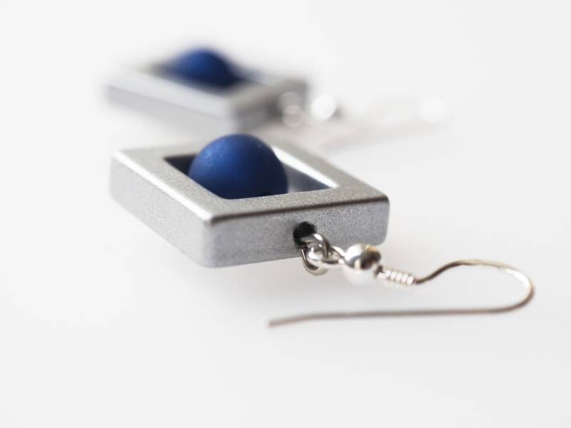 Ohrringe Blau Polarisohrringe Geometrisch Grau 925Er Silber in 25 Farben Trendfarbe von koenigsblau
