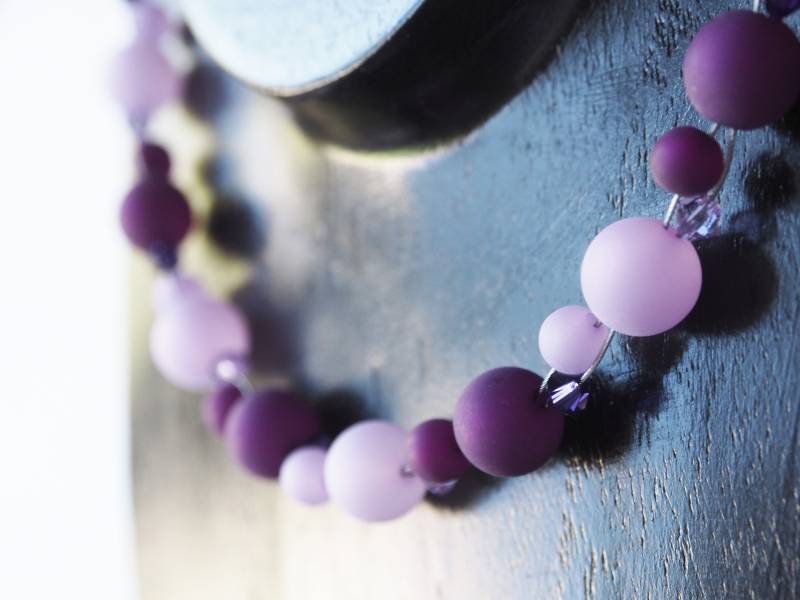 Polariskette Lila Violett Kette Collier Mit Preciosa® Kristallen Halskette Polarisperlen Polarisperlenkette von koenigsblau