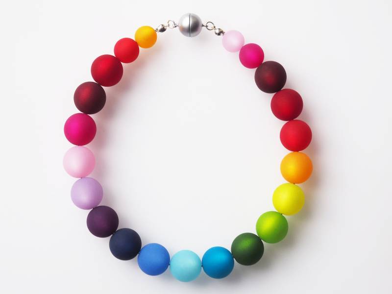 Auffällige Polariskette Regenbogen Mit 20 Mm Großen Perlen Und Magnetverschluss - Ein Tolles Geschenk Für Plus Size Freunde von koenigsblau