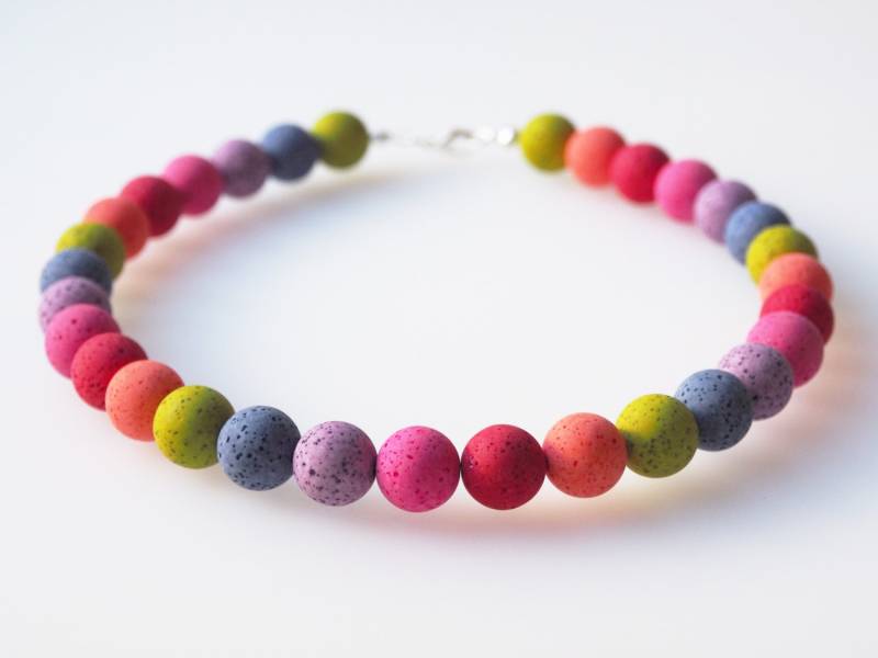 Polariskette Regenbogen Kette Collier Bunt Mit Polarisperlen in Lavaoptik Polaris-Kette Kunterbunt von koenigsblau