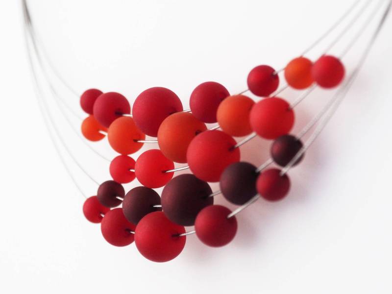Rote Kette Polariskette Dunkelrot Marsala Collier Halsreif Polarisschmuck Handmade Halskette Polaris-Kette Perlenkette von koenigsblau