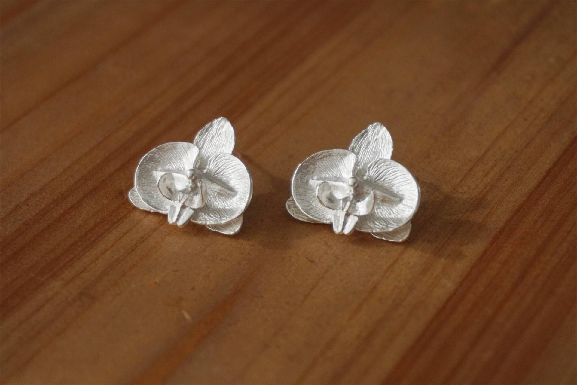 Orchidee Blumen Ohrringe, S999 Blütenblätter Sterling Silber Zierliche Anhänger Einzigartige Elegante Handgemachte Schmuck Für Frau Geschenk Sie Orchidee Blumen Ohrringe, S999 Blütenblätter Sterling Silber Zierliche Anhänger Einzigartige Elegante Handgemachte Schmuck Für Frau Geschenk Sie von komachidoll