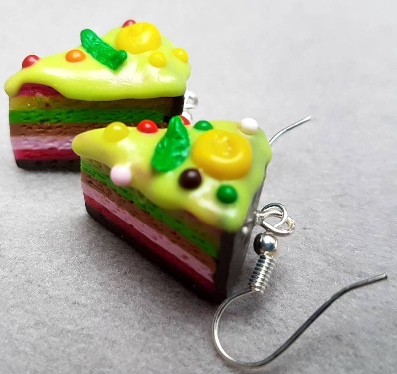 Kuchen Ohrringe Lime Passion - Polymer Clay Kuchen Ohrringe Lime Passion - Polymer Clay von korutarinat