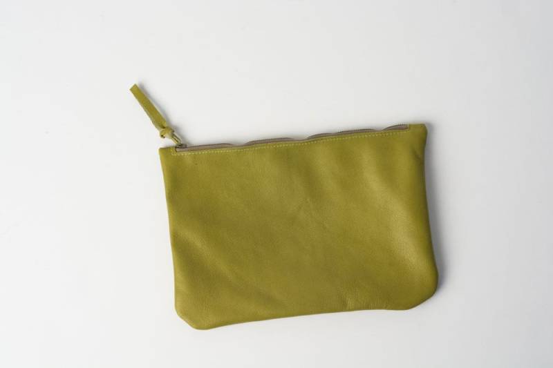 Ledermäppchen Grün Mit Reissverschluss Ledertäschchen Kosmetiktasche Handtasche Clutch Echtleder Ledermäppchen Grün Mit Reissverschluss Ledertäschchen Kosmetiktasche Handtasche Clutch Echtleder von krambeutel