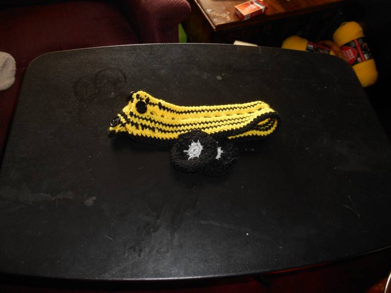 Verstellbares Bus Stirnband Verstellbares Bus Stirnband von krazycrochet