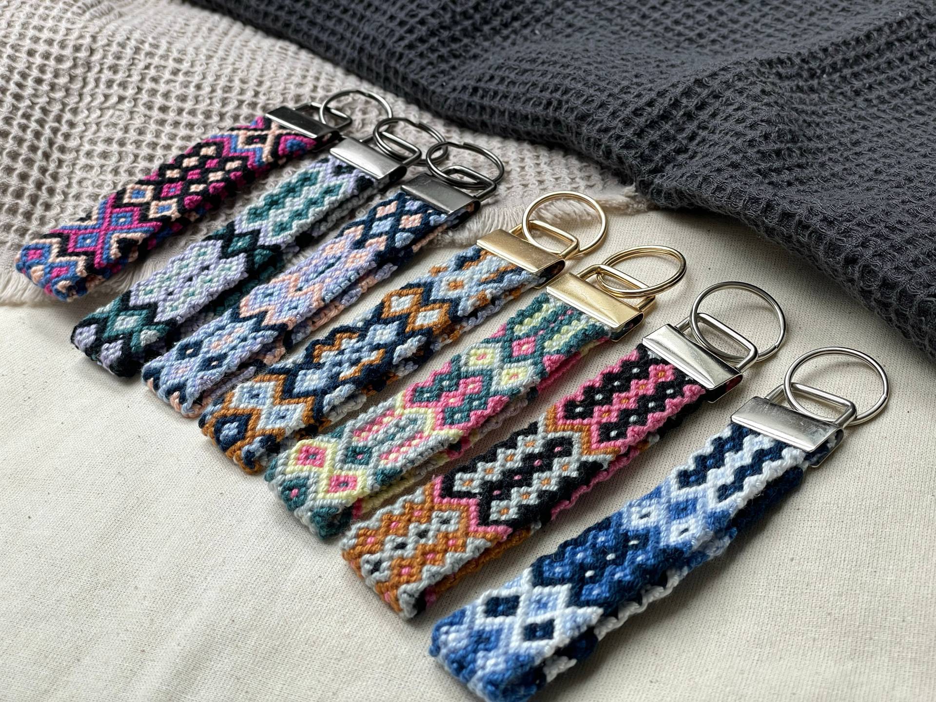 Schlüsselanhänger Geknüpft | Geknüpftes Schlüsselband Schlüssel-Accessoires Schlüsselschlaufe Schlüsselanhänger Geknüpft | Geknüpftes Schlüsselband Schlüssel-Accessoires Schlüsselschlaufe von kreativundliebevoll