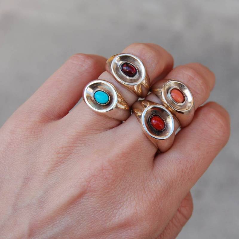 Rote Koralle Ring, Boho Ringe, Kreitto Juwelen, Türkis Granat Ovaler Stein Mix & Match Curve Handgemachter Ring von kreitto