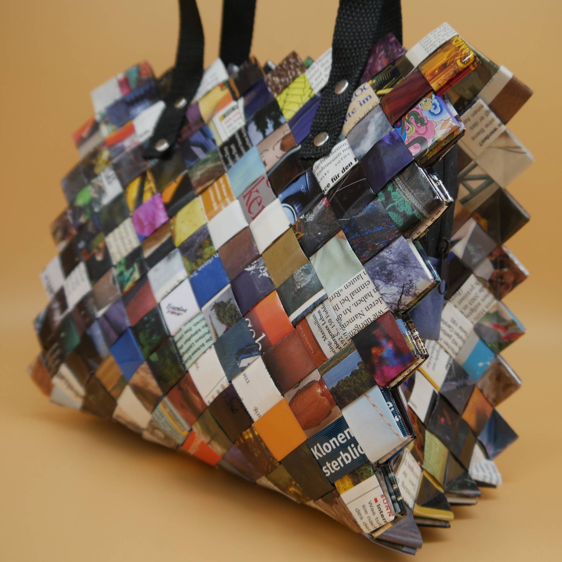 Candy Wrapper Handtasche Aus Zeitschrift Candy Wrapper Handtasche Aus Zeitschrift von krieseline