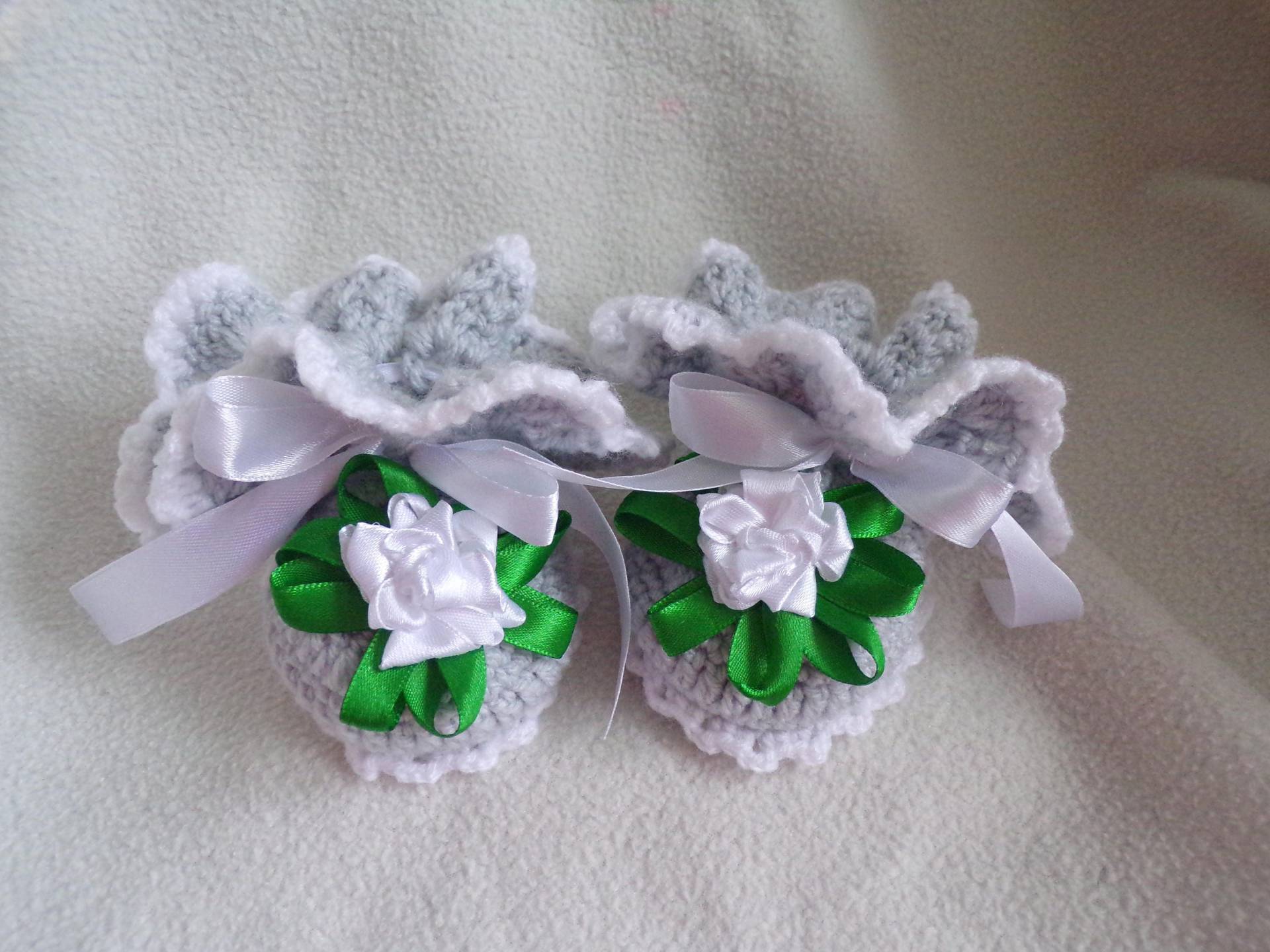 Handgemachte Häkeln Baby Schuhe/Schuhe, Passt Für 0 - 3 Motten Baby, Silber Handgemachte Häkeln Baby Schuhe/Schuhe, Passt Für 0 - 3 Motten Baby, Silber von kristinekeita