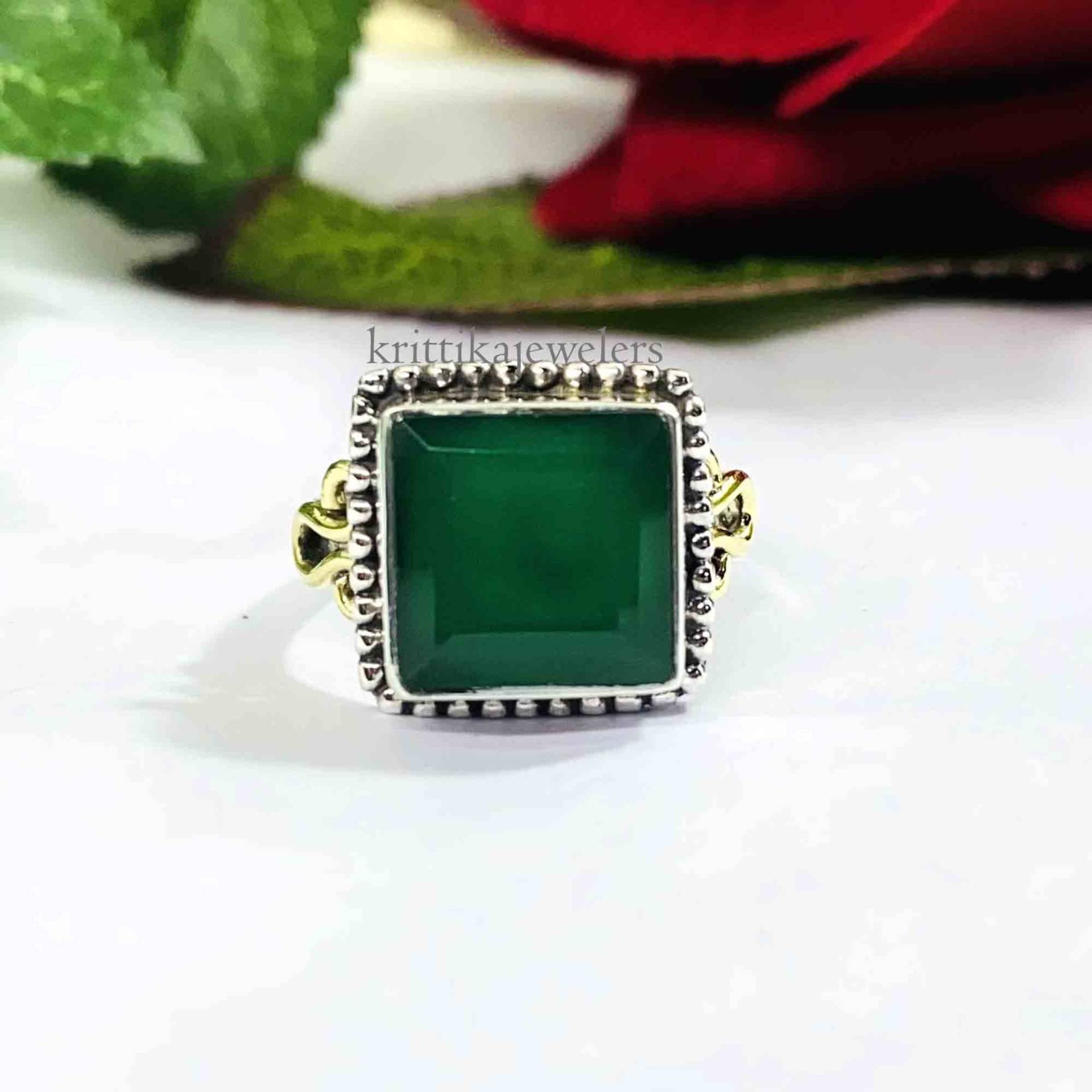 Smaragd Ring, 925 Sterling Silber, Statement Edelstein Natürlicher Silberring, Frauen Ring, Boho Geschenk Für Sie Smaragd Ring, 925 Sterling Silber, Statement Edelstein Natürlicher Silberring, Frauen Ring, Boho Geschenk Für Sie von krittikajewelers