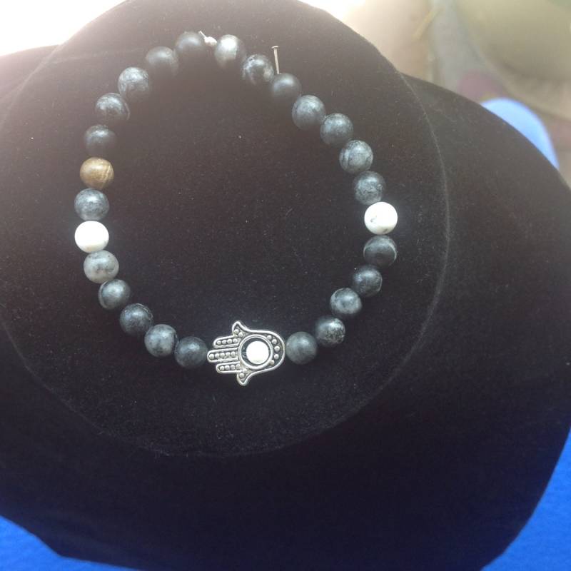 Hamsa Armband Schwarz Hamsa Armband Schwarz von krystleish
