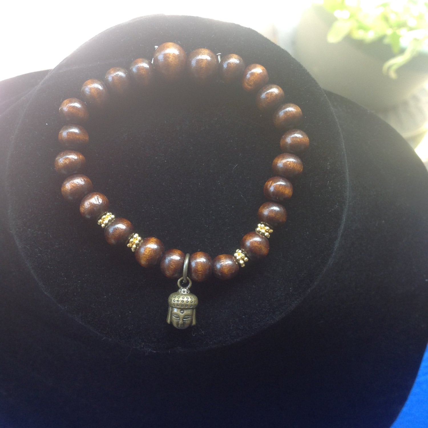 Hölzerne Gottheit Kopf Armband Hölzerne Gottheit Kopf Armband von krystleish