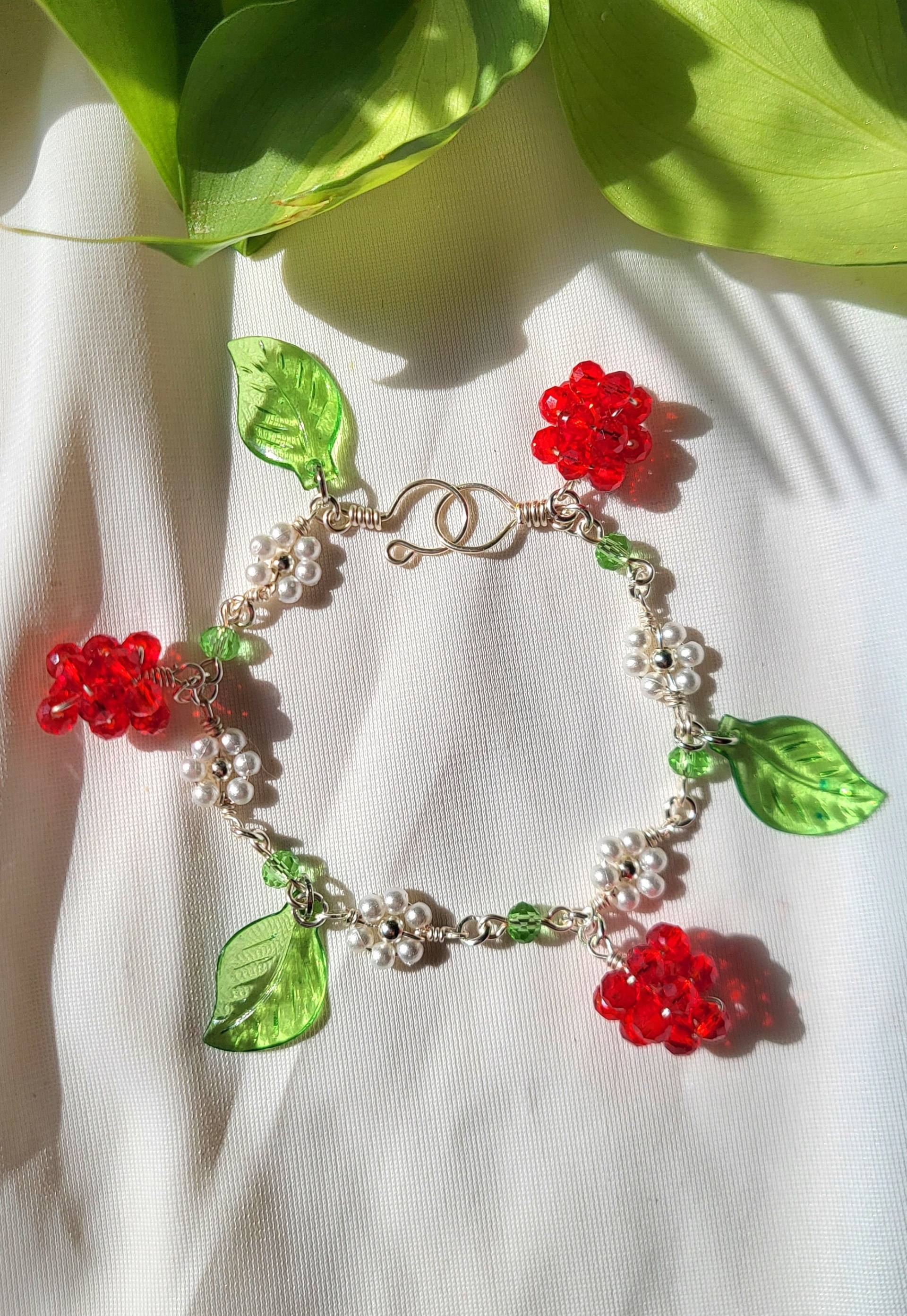 Himbeere Brombeere Pink Beere Blumen Bettelarmband von kurocutie