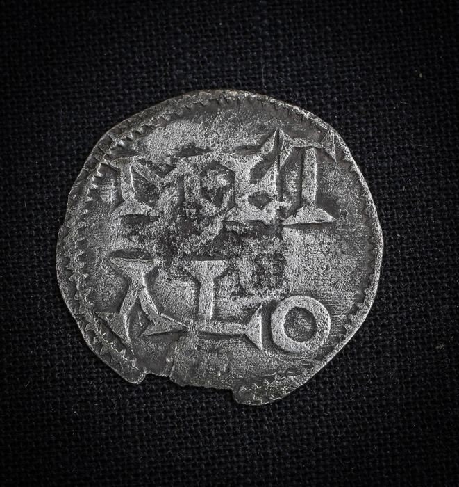 Metallum | Melle Mint Metallum | Melle Mint von kurzeme22
