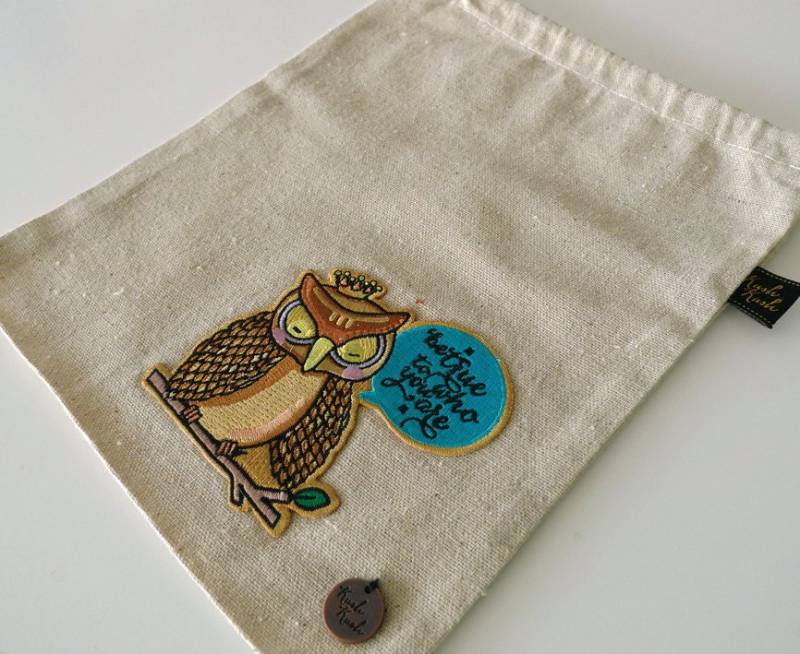 Eule Drawstring Beutel von kushkush