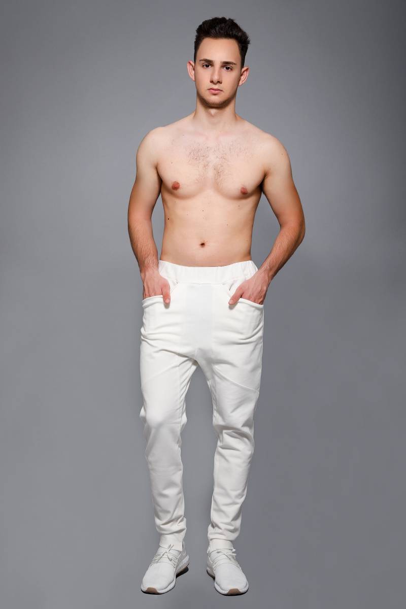 Cremeweiße Jersey Jogginghose Herren Avantgarde Ninja Hose von kutzarovdesigns