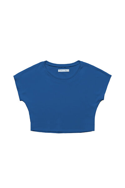 l'amour est bleu Cropped T-Shirt Modell Emma von l'amour est bleu