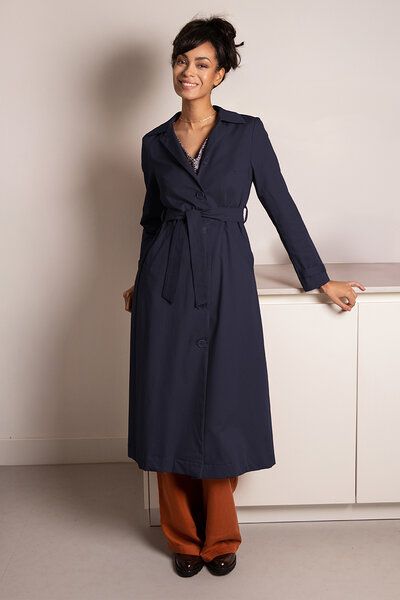 l'amour est bleu Trenchcoat aus Bio-Baumwolle l'amour est bleu Trenchcoat aus Bio-Baumwolle von l'amour est bleu