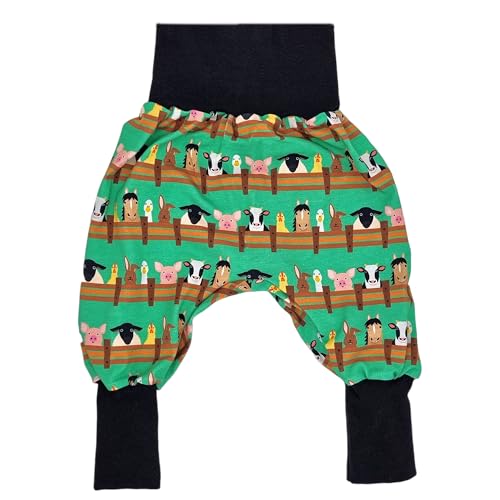 la.nunu Hose für Kinder - Bauernhof Grün 50-56 - Kinderhose aus Baumwolle - Handarbeit - Baby Jungen Mädchen Pumphose Jogginghose Haremshose Mitwachshose von la.nunu