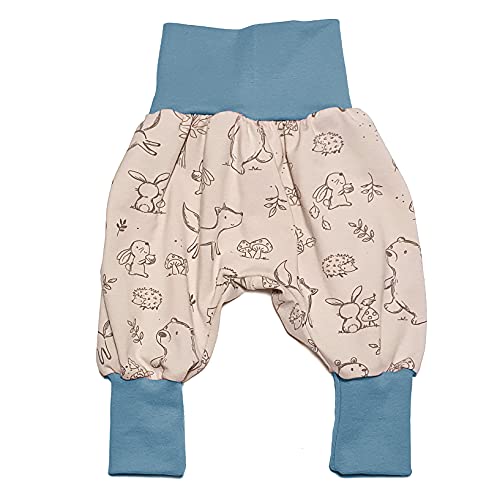 la.nunu Hose für Kinder - Waldfreunde Blau 74-80 - Kinderhose aus Baumwolle - Handarbeit - Baby Jungen Mädchen Pumphose Jogginghose Haremshose Mitwachshose la.nunu Hose für Kinder - Waldfreunde Blau 74-80 - Kinderhose aus Baumwolle - Handarbeit - Baby Jungen Mädchen Pumphose Jogginghose Haremshose Mitwachshose von la.nunu