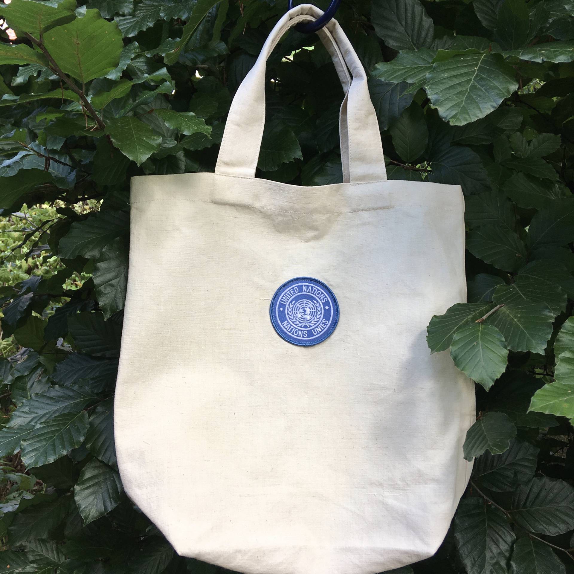 stop War, Canvas-Tasche Mit Botschaft, Tragetasche Un-Abzeichen, Rohstofftasche Dem Logo Der Vereinten Nationen, Weltfrieden stop War, Canvas-Tasche Mit Botschaft, Tragetasche Un-Abzeichen, Rohstofftasche Dem Logo Der Vereinten Nationen, Weltfrieden von laSylve