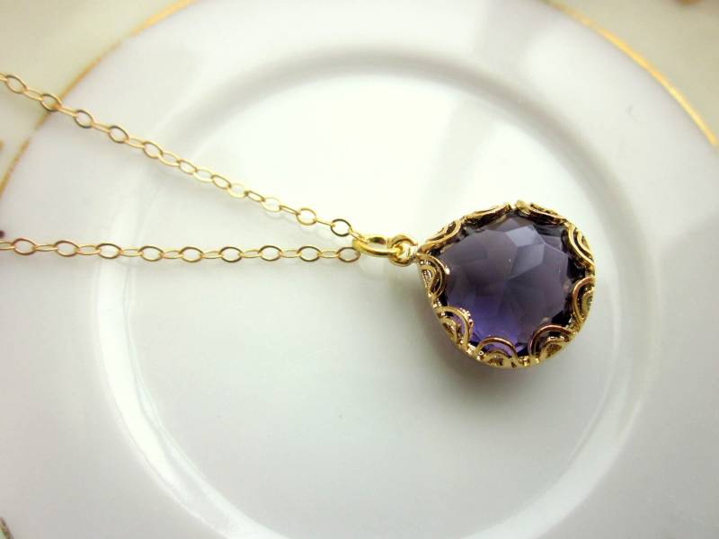 Amethyst Halskette Lila - Birnen-Form Mit Gold-Design Brautjungfer Hochzeit Valentinstag Geschenk von laalee