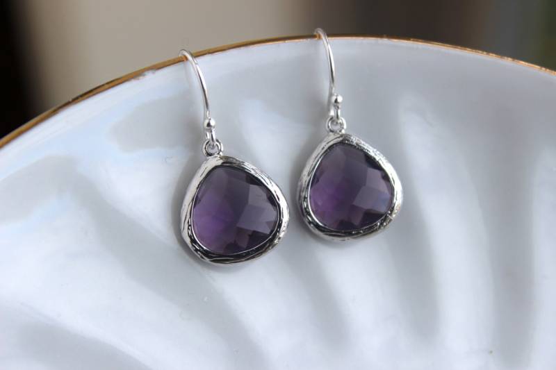 Silber Amethyst Ohrringe Lila Glas - Brautjungfer Braut Hochzeitsschmuck Brautjungferngeschenk von laalee