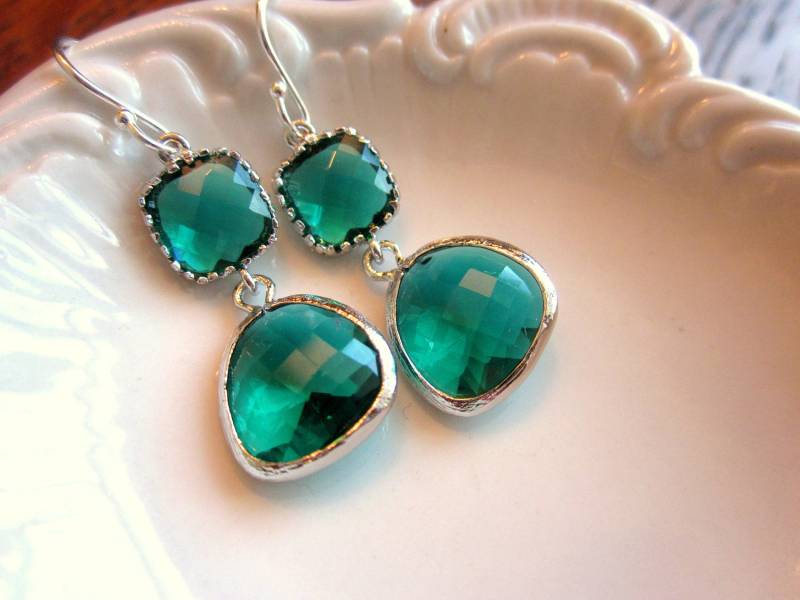 Smaragdgrüne Ohrringe Silber Zwei Tier - Sterling Ohrhaken Brautjungfer Hochzeitsohrringe Braut von laalee