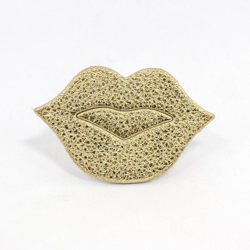 Brosche Aus Leder Mund "The Big Kiss" Goldene Hand Gemacht von labananejauneshop