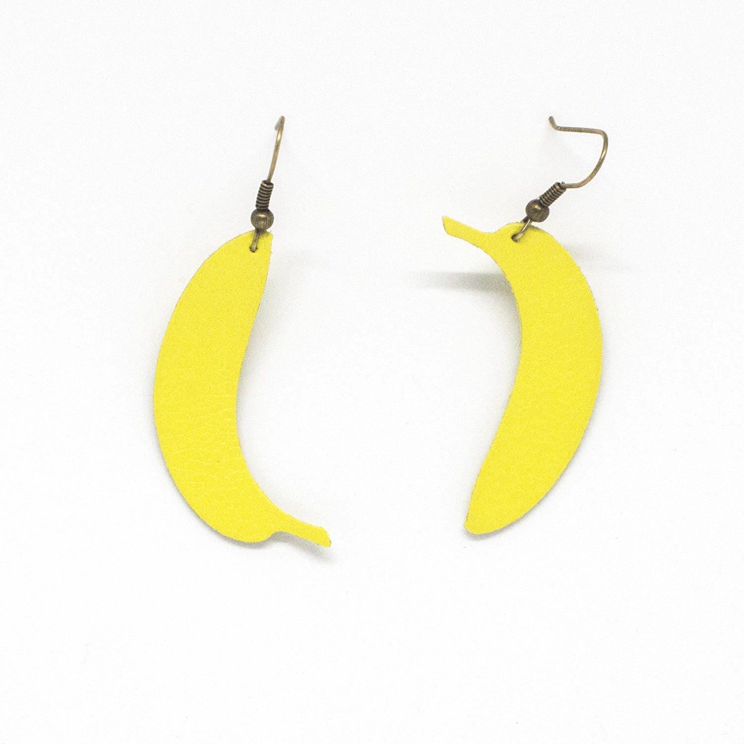 "Die Gelbe Banane" Gelb Leder Ohrringe Hand von labananejauneshop