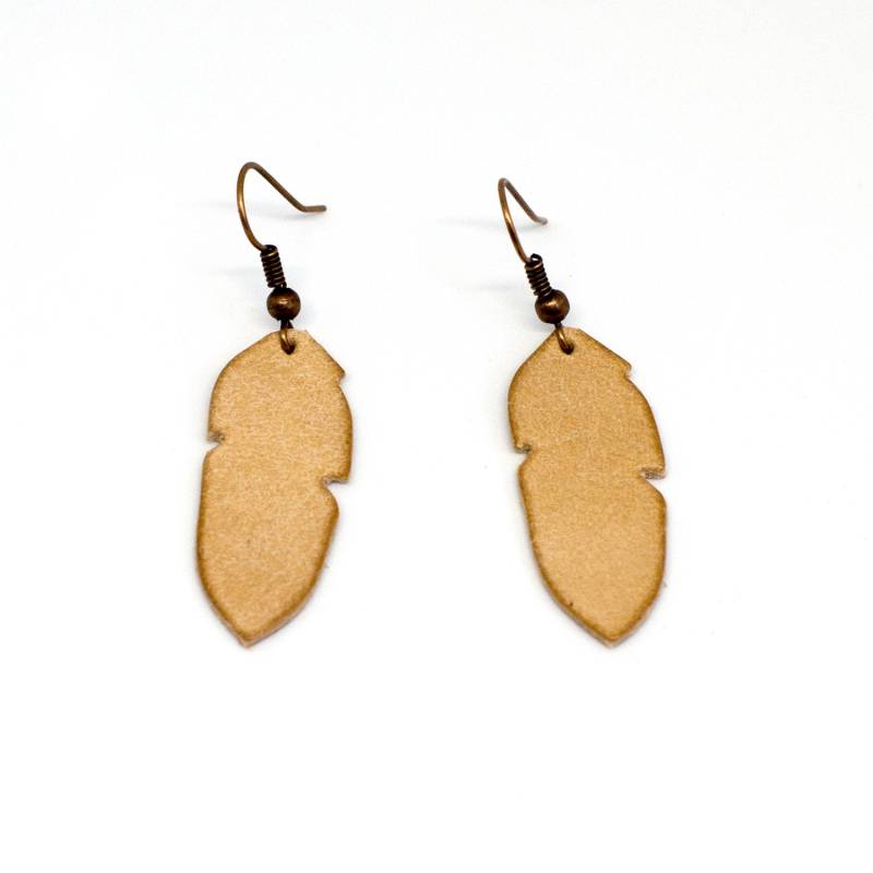Ohrringe Aus Leder Federn "Die Anmutige" Handgemachte Natürliche von labananejauneshop