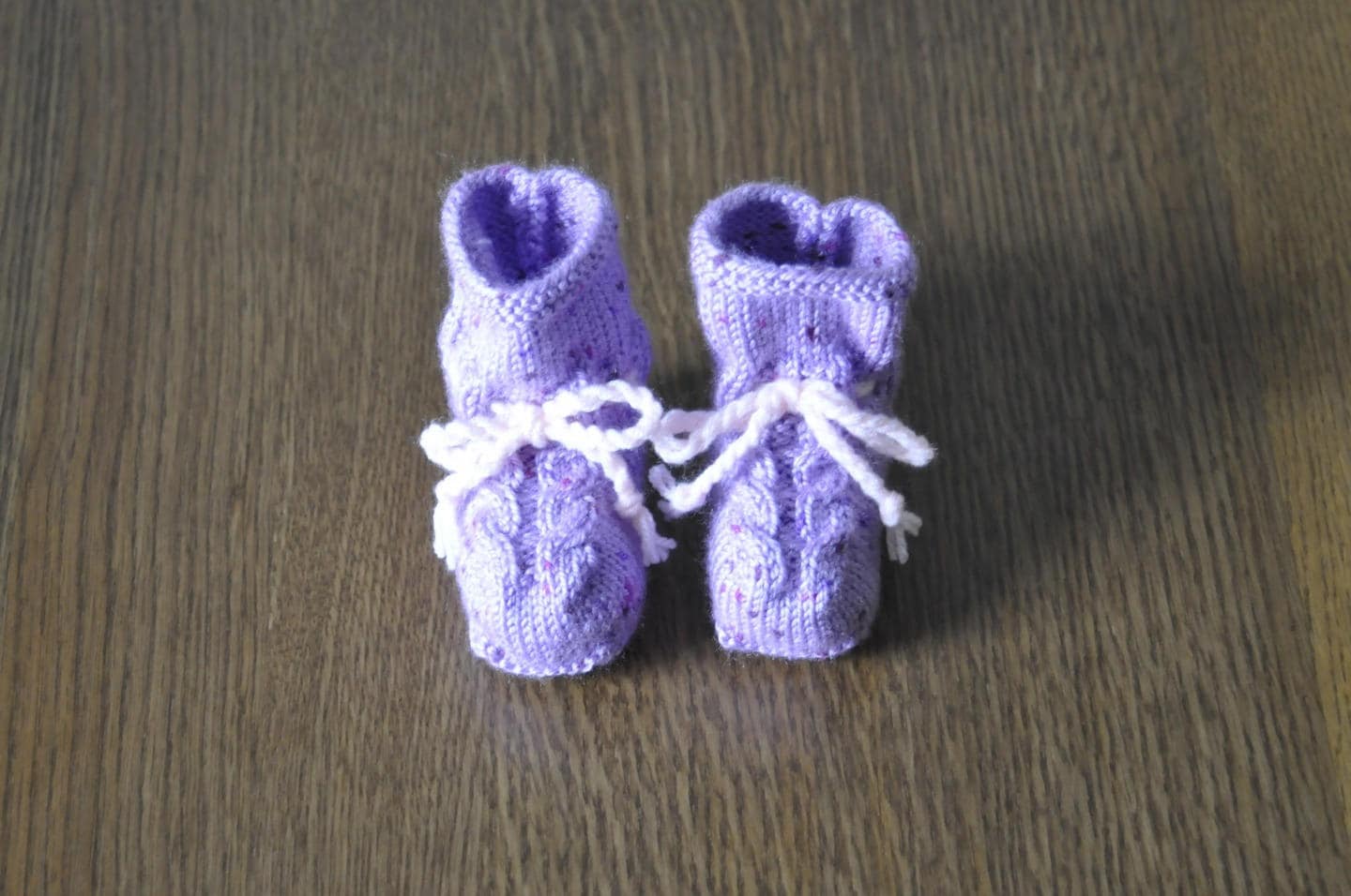 Lila Hausschuhe 0/6 Monate Lila Hausschuhe 0/6 Monate von laboutikapatou