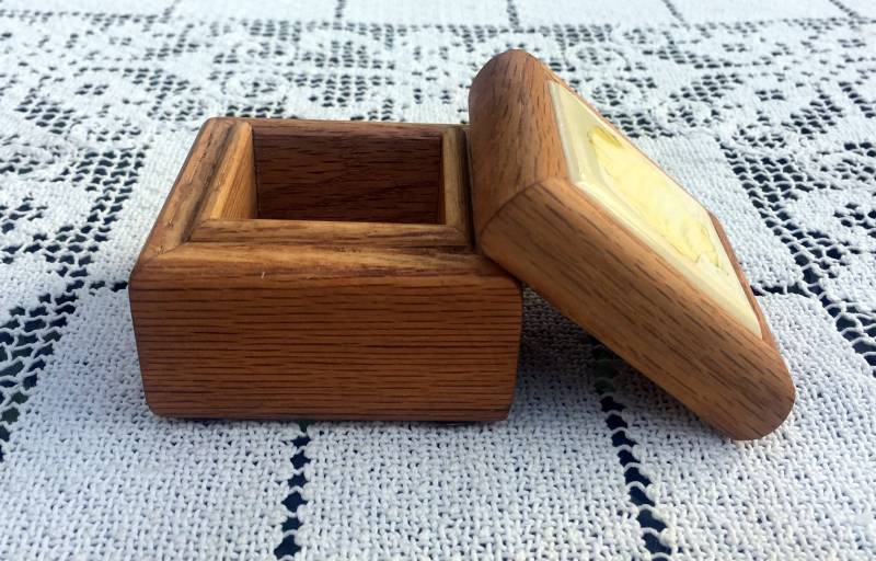 Wood & Tile Trinket Box/Kimberly Graphic Art Tile/Handgefertigte Geschenkbox/Shell Top/strand Ehering Box/Schmuckaufbewahrung 2, 5 X 2.5 Wood & Tile Trinket Box/Kimberly Graphic Art Tile/Handgefertigte Geschenkbox/Shell Top/strand Ehering Box/Schmuckaufbewahrung 2, 5 X 2.5 von lacecurtainvintage