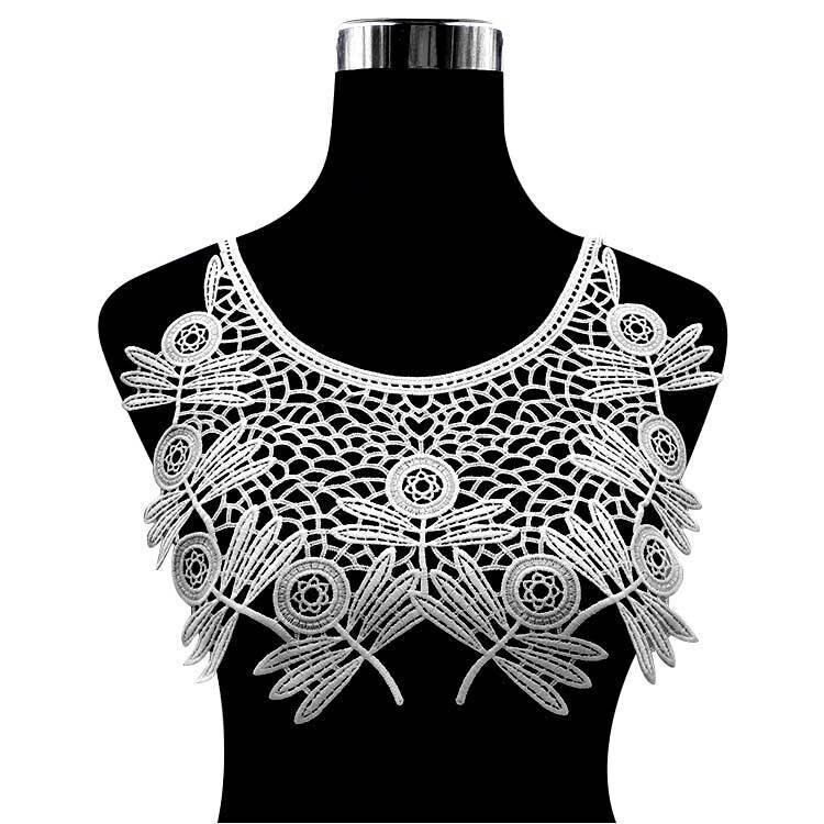 1 Stück Schwarze Oder Off-White Hochzeit Blumenspitze Kragen Applikation, Aus Milchseide Gehäkeltes Falsches Spitzen Motiv Steht Zum Verkauf 1 Stück Schwarze Oder Off-White Hochzeit Blumenspitze Kragen Applikation, Aus Milchseide Gehäkeltes Falsches Spitzen Motiv Steht Zum Verkauf von lacejamila