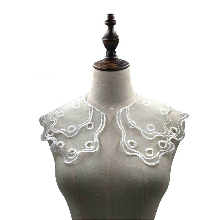 Exquisite Off White Organza Spitzenkragen Doppelschichten Ausgehöhlte Dot Polyester Stickerei Applikation Verkaufen Durch 1 Stück Exquisite Off White Organza Spitzenkragen Doppelschichten Ausgehöhlte Dot Polyester Stickerei Applikation Verkaufen Durch 1 Stück von lacejamila