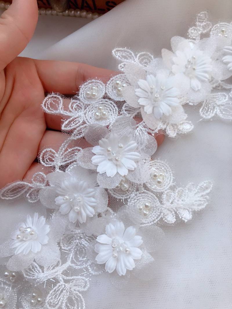 Sale Elfenbein Spitze Applikation, 3D Perlen Braut Applikation Blume von lacelindsay