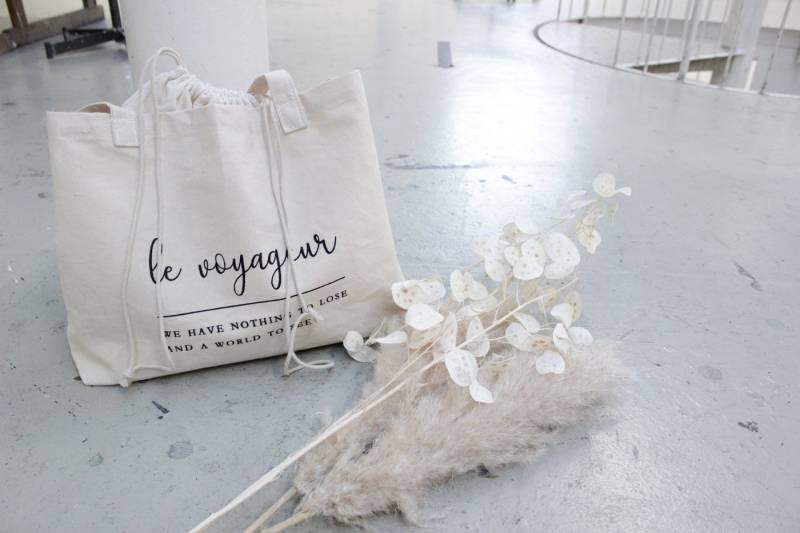 lagom the studio Umhängetasche Umhängetasche / Shopper "le voyageur" von lagom the studio