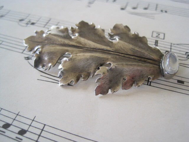 Vintage Antike Blatt Brosche Mit Mondstein, Silberschmuck von lajunavintage