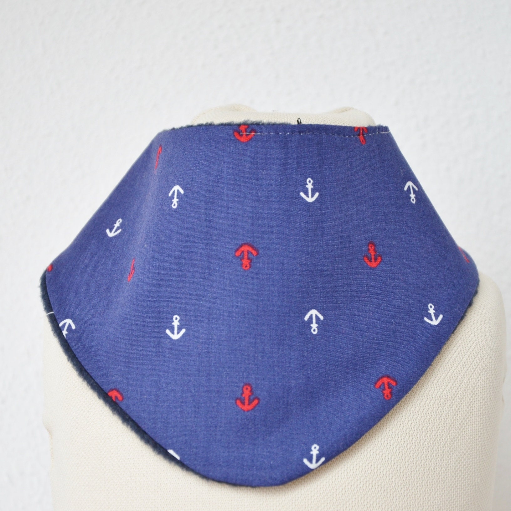 Baby Lätzchen Fleece Sabberlatz Halstuch Anker Blau Weiß Rot Junge Unisex Kind von lamaika