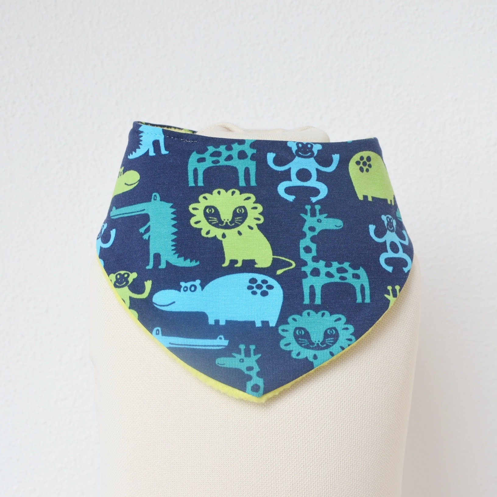 Baby Lätzchen Fleece Sabberlatz Halstuch Jungen Zoo Löwe Giraffe Blau Türkis Grün Kind von lamaika