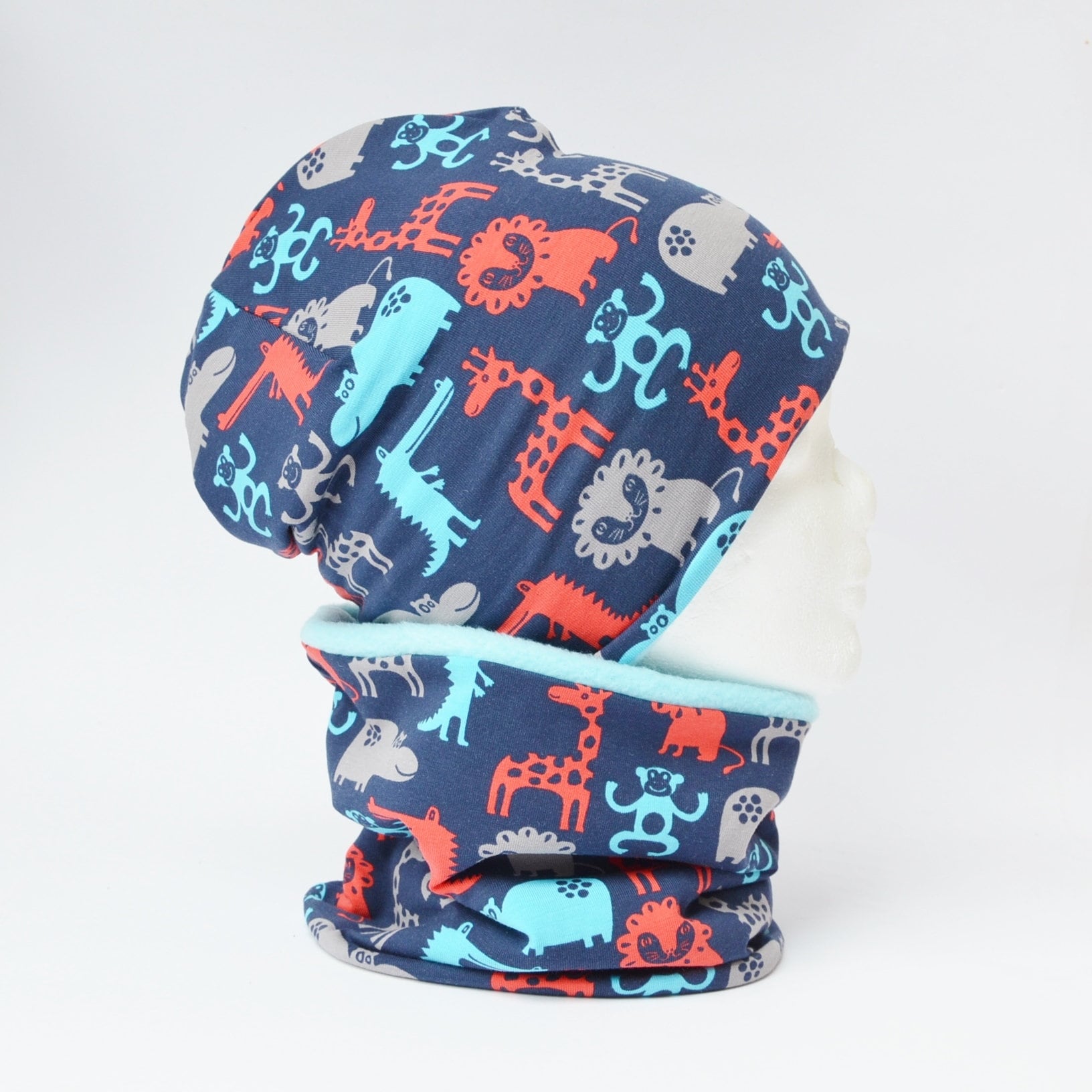 Fleece Loop Schal & Mütze Set | Zootiere Blau Rot Türkis Jungen Für 4 - 5 6 7 8 Jahre Kinder Warm Gefüttert Beanie Kombination Fleece Loop Schal & Mütze Set | Zootiere Blau Rot Türkis Jungen Für 4 - 5 6 7 8 Jahre Kinder Warm Gefüttert Beanie Kombination von lamaika