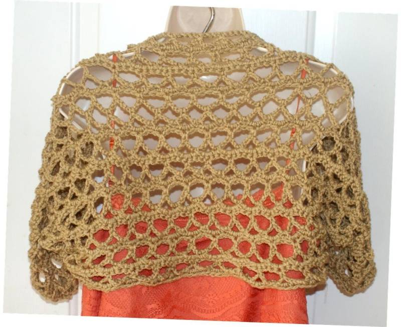 Beige Shrug, Häkelbolero, Damenweste, Häkelpullover, Plus Size Damenpullover, Taupe Pullover, Kurze Weste, Frühlingsbolero Beige Shrug, Häkelbolero, Damenweste, Häkelpullover, Plus Size Damenpullover, Taupe Pullover, Kurze Weste, Frühlingsbolero von lanacooper