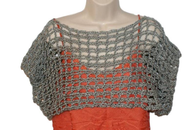 Grauer Shrug, Graue Weste, Häkelbolero, Dolman, Häkeln Pullover, Plus Größe Capelet, Damenpullover, Kurzer Bolero von lanacooper