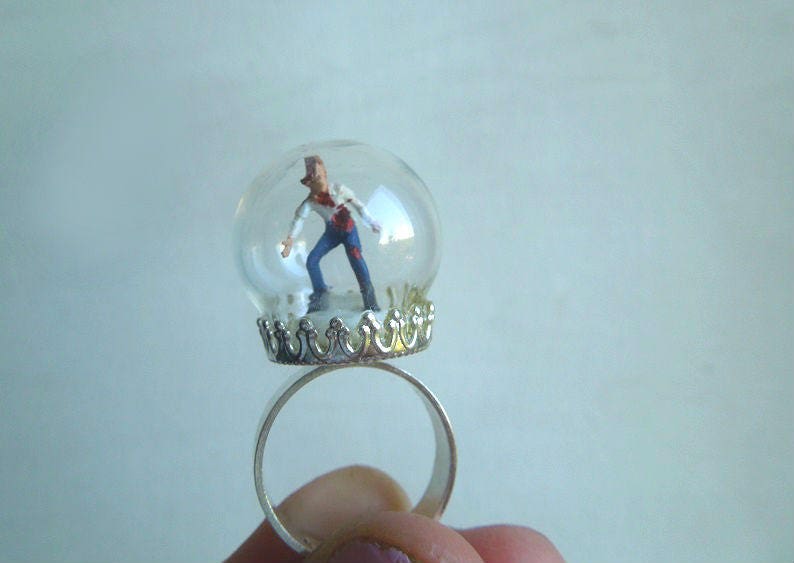 Gefangen Zombie-Ring Ich Gefangen Zombie-Ring Ich von lapinPetite