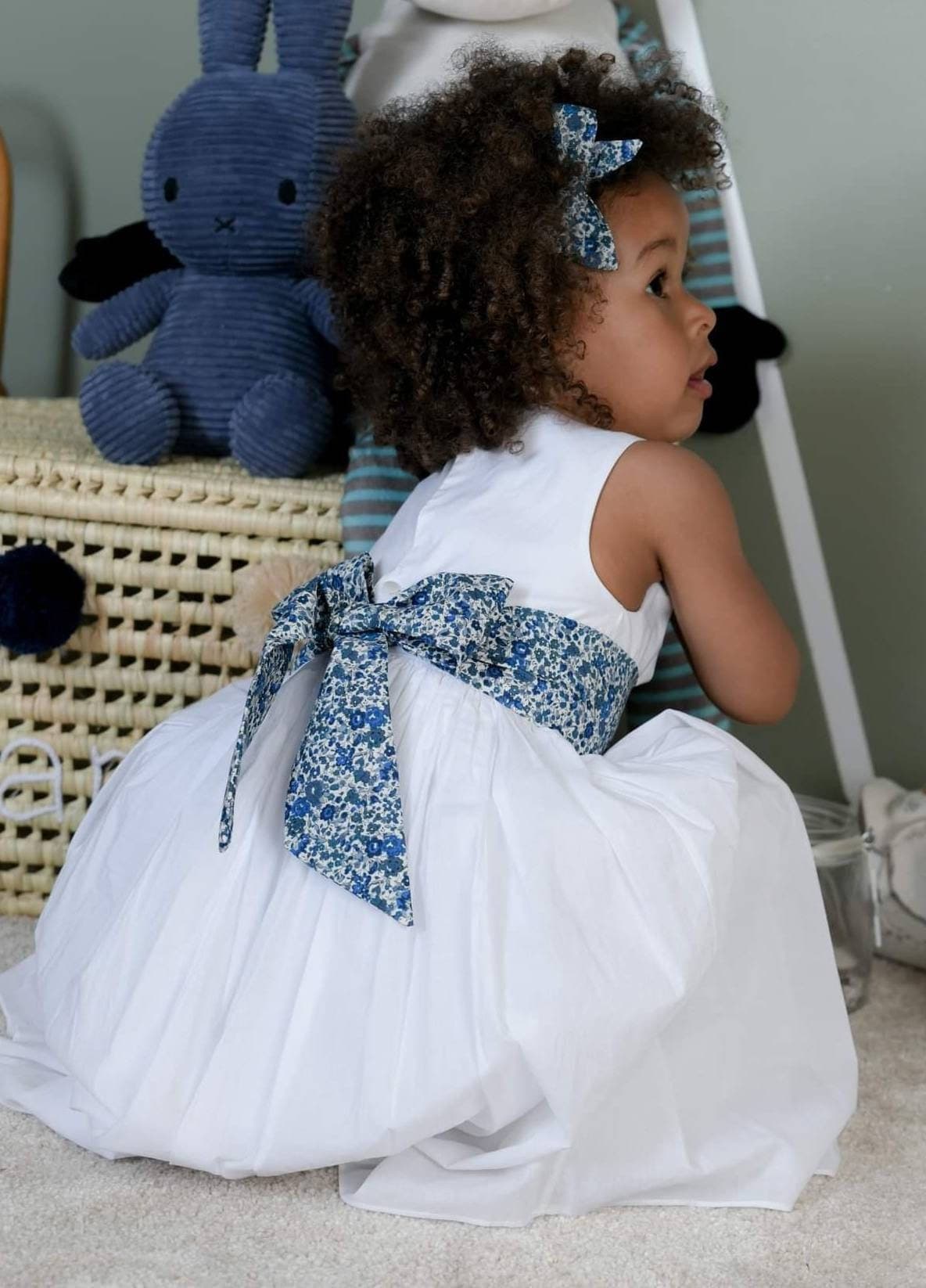 Bandgürtel Für Das Zeremonienkleid Im Liberty-stil Von Emma Und Georgina von laplumedaugustin