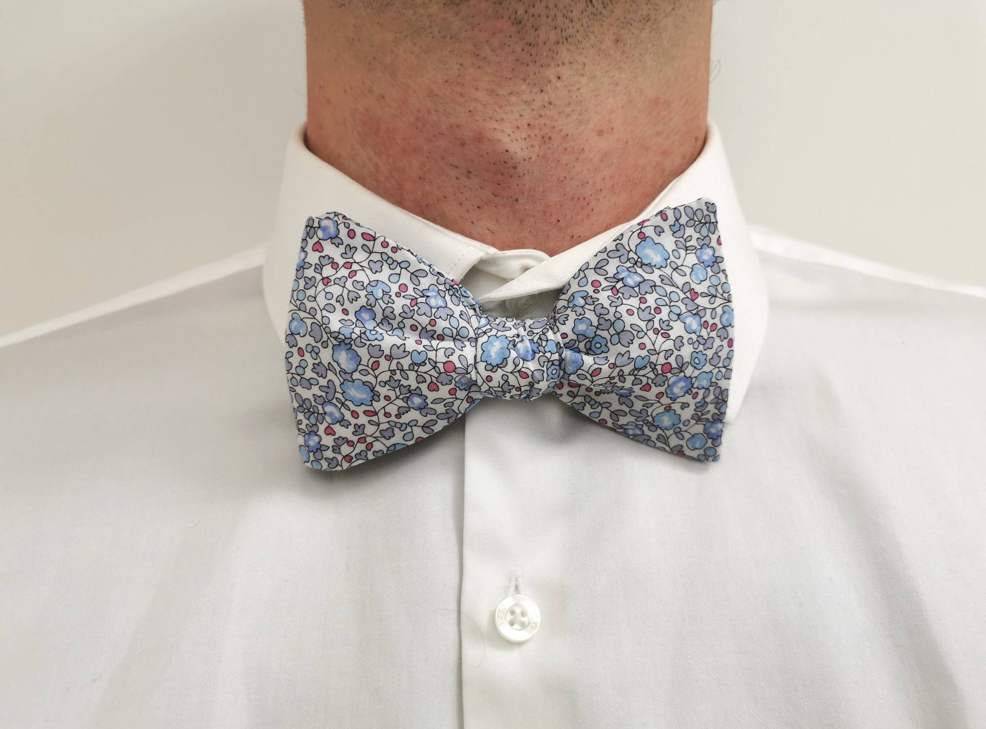 Liberty-Fliege Eloise Blau von laplumedaugustin